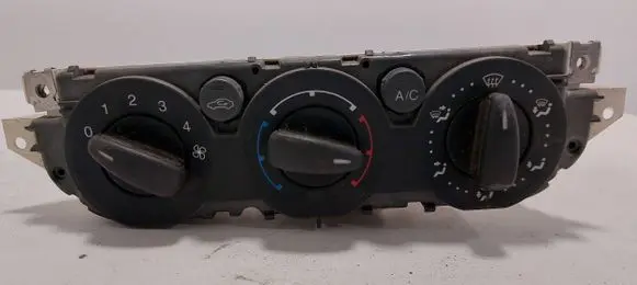 Ford Focus C-MAX Climate control unit 69607324 3M5T19980AD