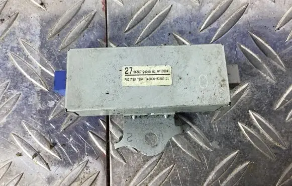 Lexus RC Aerial antenna amplifier 863C024010
