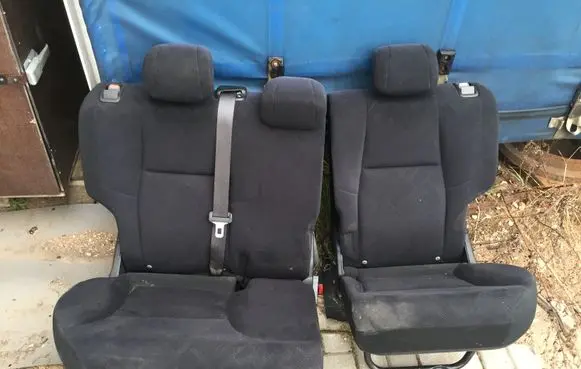 Honda Civic IX Rear seat 