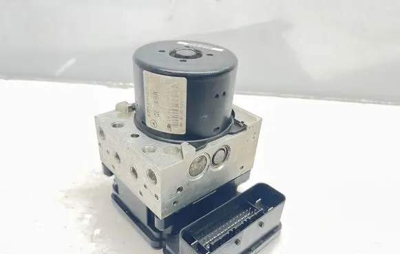 Mercedes-Benz S W221 ABS Pump A2215458732