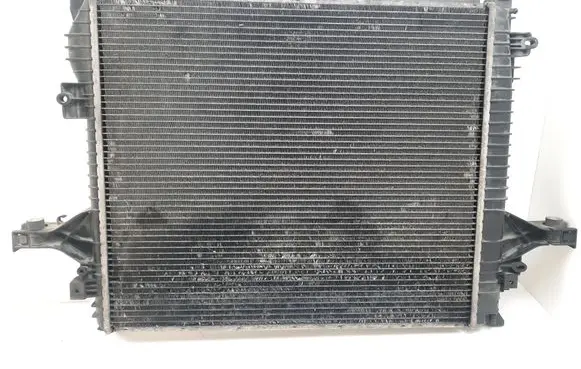 Volvo XC90 Coolant radiator 30681495 992453R