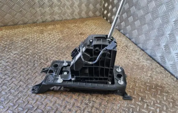 Gear shifter/selector