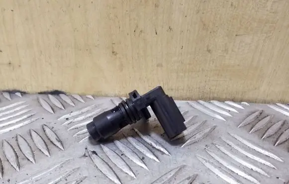 Toyota Auris E180 Camshaft position sensor 325008R20