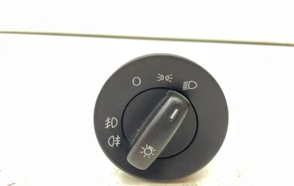 Skoda Octavia Mk2 (1Z) Light switch 1Z0941431C