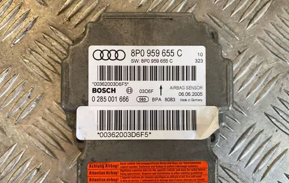 Audi A3 S3 8P Airbag control unit/module 8P0959655C 0285001666