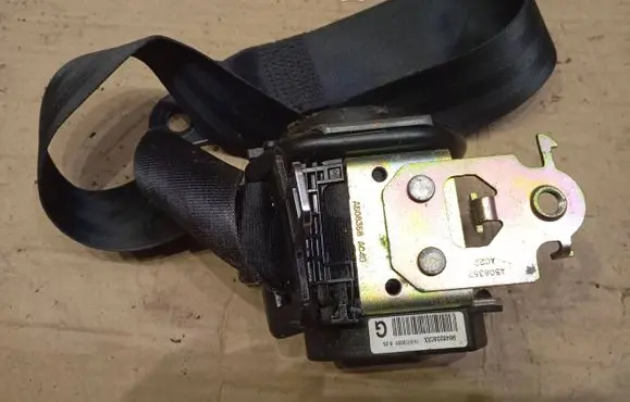 Peugeot 206 CC Front seatbelt 96483380XX