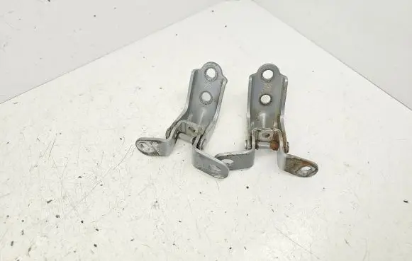 Hyundai ix35 Front door hinge set A046057
