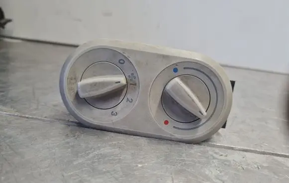 Volkswagen Transporter - Caravelle T4 Climate control unit 7D0919158Y20