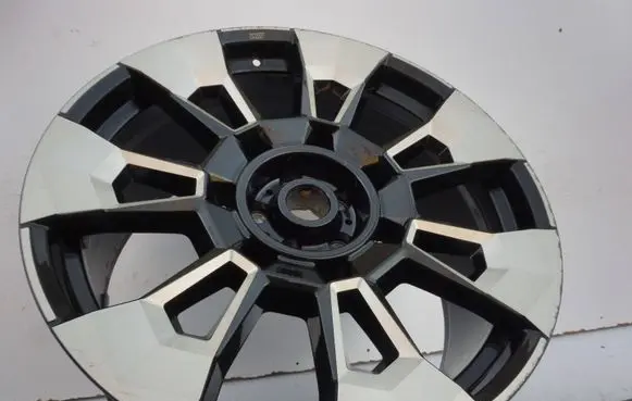 BMW XM R23 light alloy rim 6856022