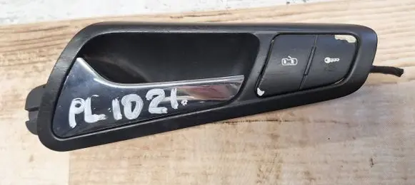 Volkswagen PASSAT B6 Front door interior handle 3C1837113 CZVG5