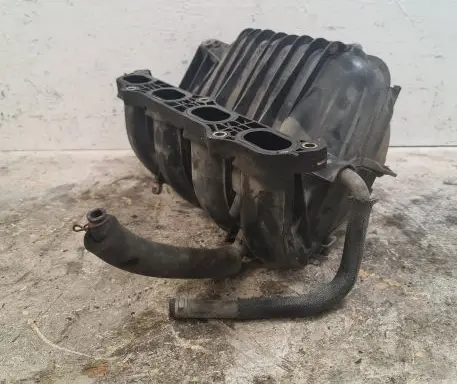 Toyota RAV 4 (XA20) Intake manifold