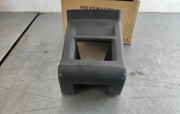 Audi Q2 - Other center console (tunnel) element 81A864376B4PK