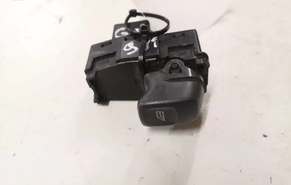 Volvo V70 Electric window control switch 9472275