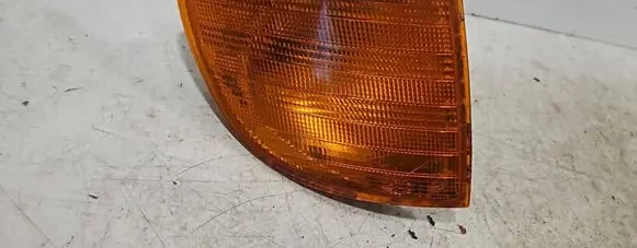 Mercedes-Benz Vito Viano W638 Front indicator light 6R01489