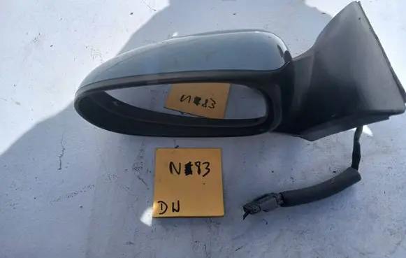 Nissan Almera Tino Front door electric wing mirror