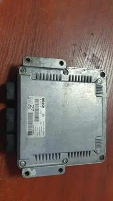 Peugeot 206 Engine control unit/module 9651256880
