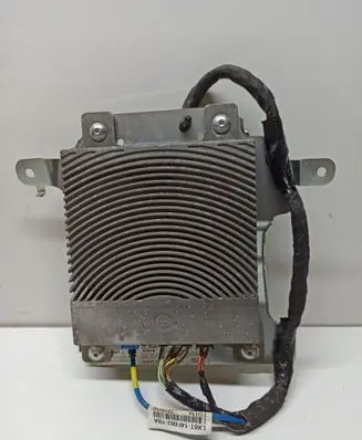 Ford Kuga I Sound amplifier 