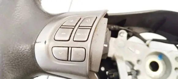 Subaru Forester SH Steering wheel buttons/switches