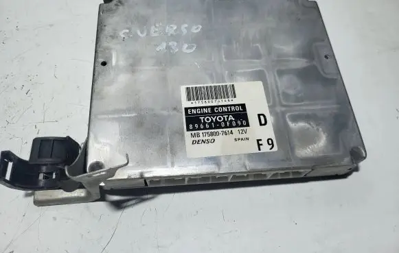 Toyota Corolla Verso AR10 Engine control unit/module 896610F090 1758007614 MB1758007614