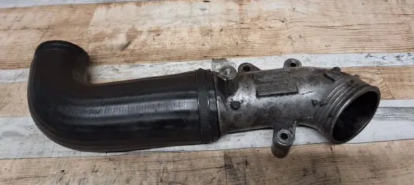 Volvo V70 Air intake hose/pipe 08631538