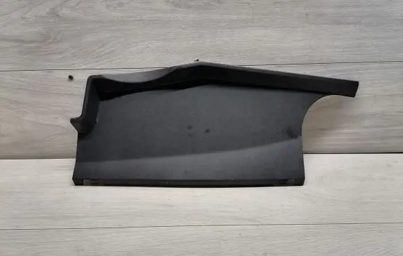 Audi Q8 Wiper trim 4M8819447