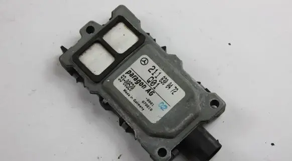 Mercedes-Benz E W211 Other control units/modules 2118300472 070810 9300520
