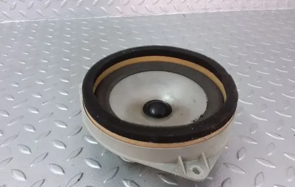 Subaru B9 Tribeca Front door speaker 86301XA05A