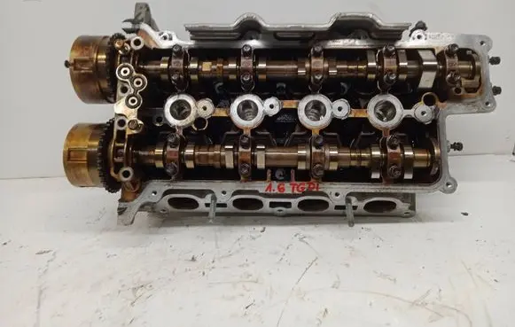 KIA Sportage Engine head 