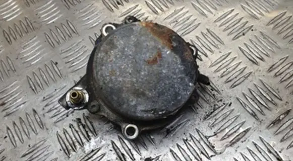 Opel Zafira B Vacuum pump