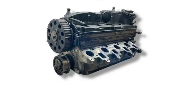 Volkswagen Golf VI Engine head 03L103373A 03L101827 03L109239A