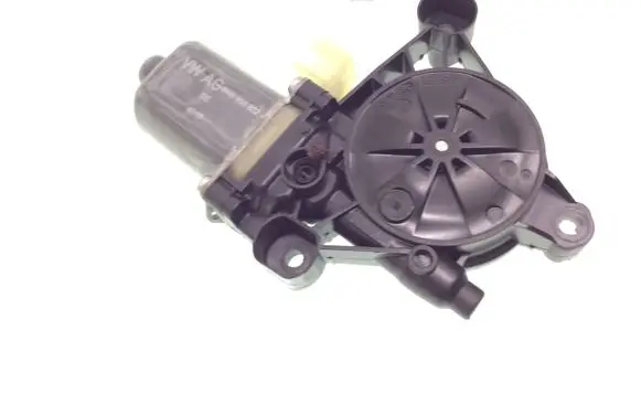 Audi A5 Front door window regulator motor 8W0959802