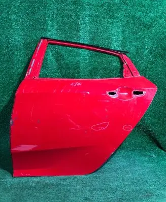 Honda Civic X Rear door