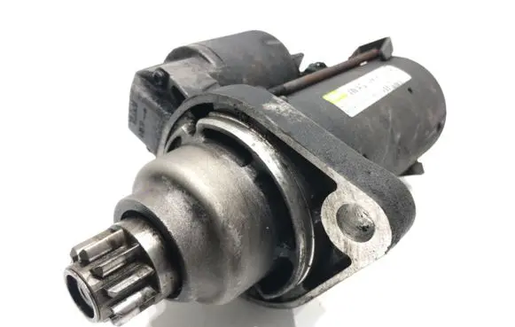 Volkswagen Golf V Starter motor 02M911023M
