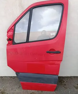 Mercedes-Benz Sprinter W906 Front door