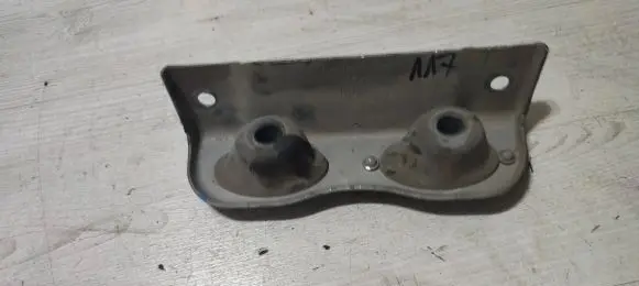 Mercedes-Benz CLA C117 X117 W117 Muffler mount bracket/holder A2464900040 1715987C 1884