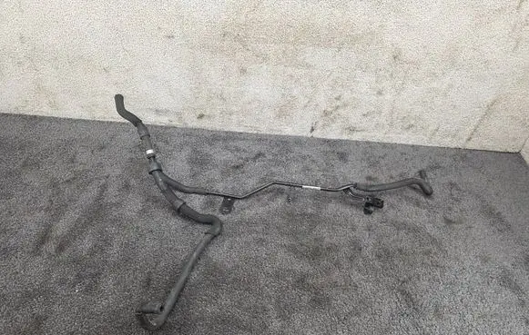 Seat Leon (5F) Engine coolant pipe/hose 5Q0121064BB
