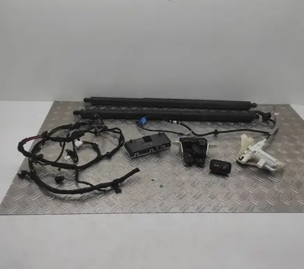 Mercedes-Benz CLA C117 X117 W117 Tailgate hydraulic set A1179064300