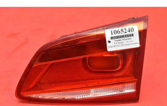 Volkswagen PASSAT B6 Rear/tail lights 3AF945094C