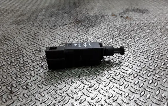Clutch pedal sensor