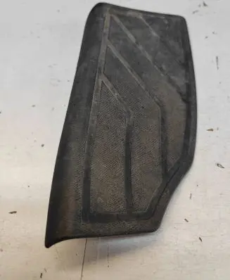 Peugeot 308 Foot rest pad/dead pedal 9678517677 MP7001