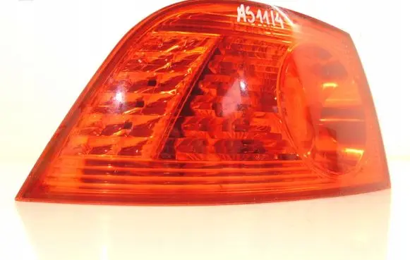 Volkswagen Phaeton Tailgate rear/tail lights 3D0945095D