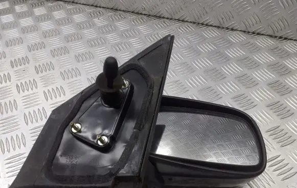 Toyota Yaris Coupe wind mirror (mechanical) E13010399