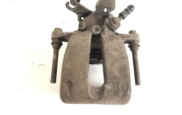 Opel Insignia A Rear brake caliper