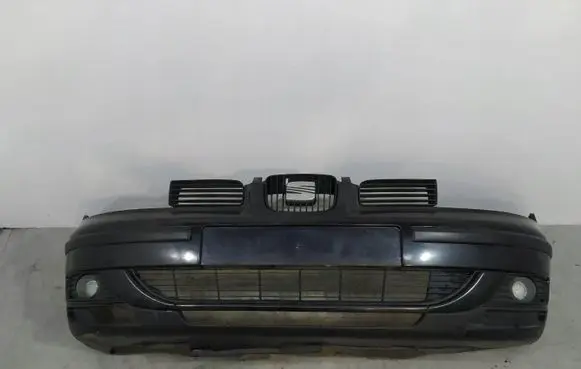 Seat Leon (1M) Front bumper 