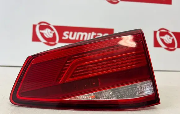 Volkswagen PASSAT B8 Tailgate rear/tail lights 3G9945094D 2TZ01189004 00039014