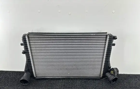 Audi A3 S3 8P Intercooler radiator 1K0145803S