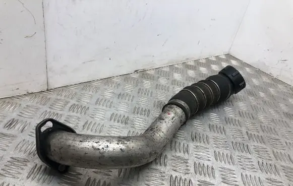 BMW 5 E60 E61 Intercooler hose/pipe 7790089 11884410
