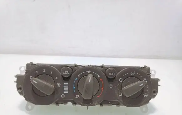 Ford Focus Climate control unit