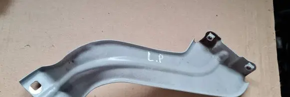 Audi Q3 F3 Fender mounting bracket 83A821149