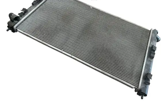 Mitsubishi Lancer Evolution X Coolant radiator